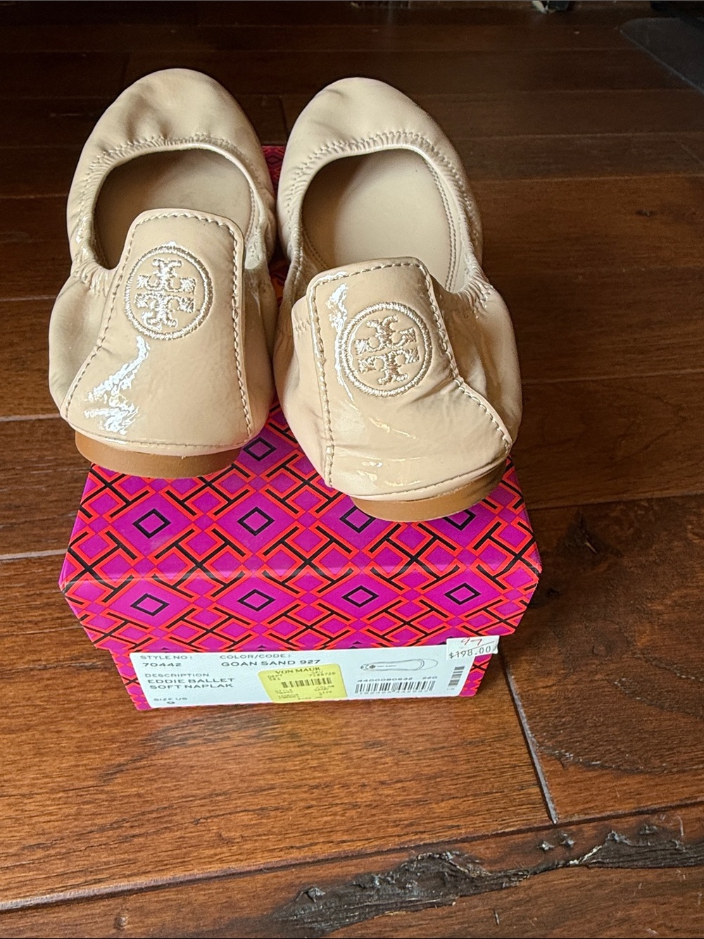 Tory Burch Eddie Beige Patent Leather Ballet Flats - Picture 3 of 5